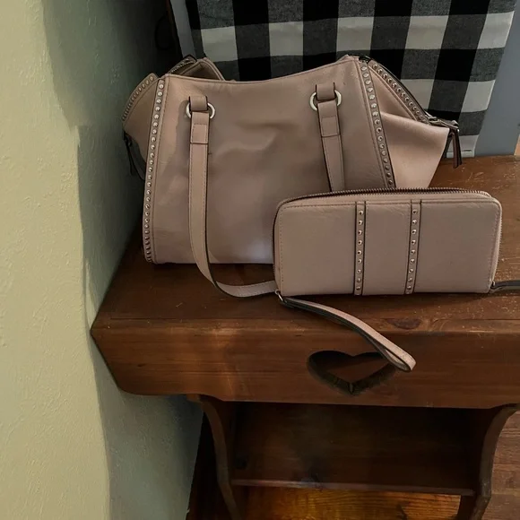 Designer Handbags Inc International Concepts Shoulder Bag INC